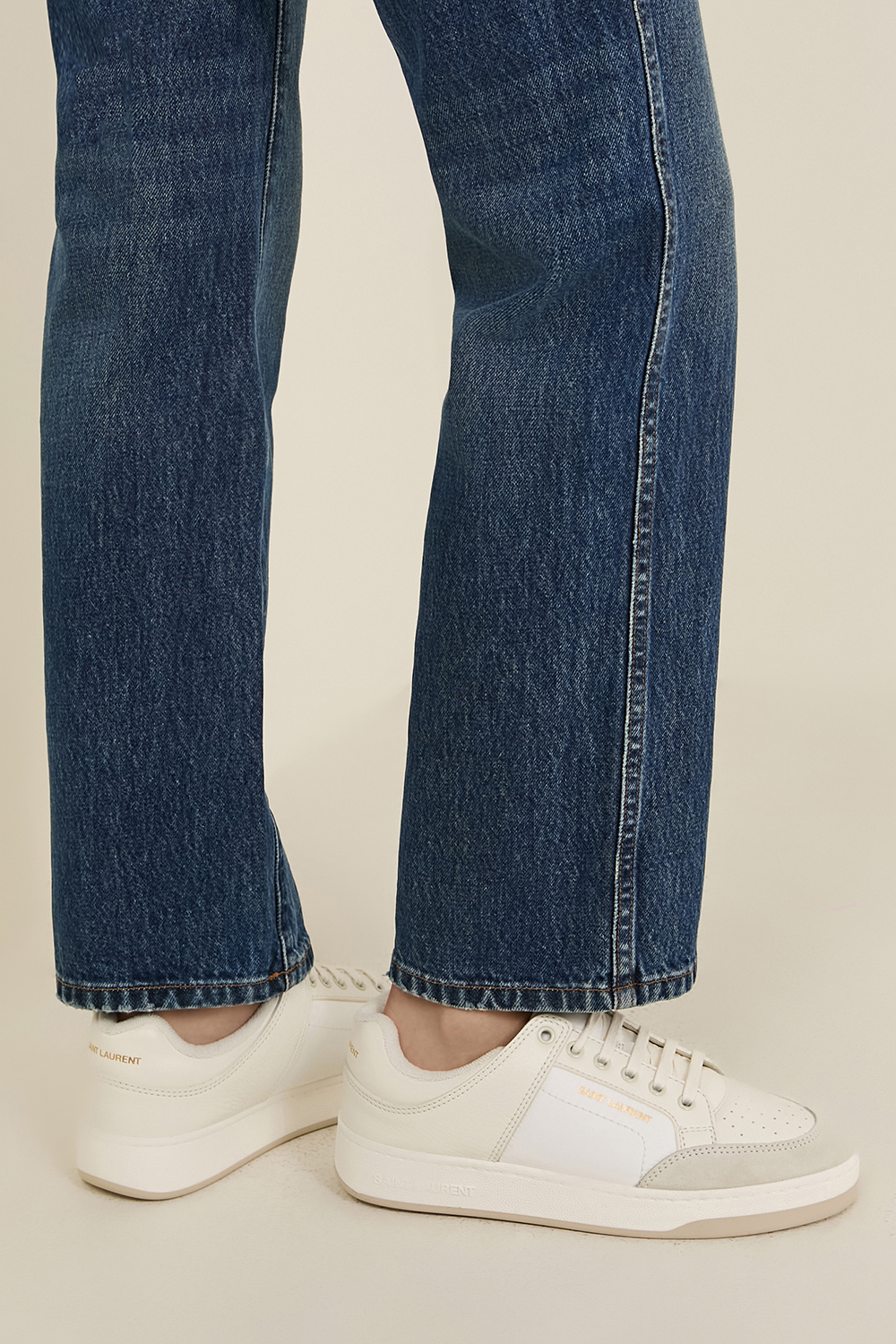תמונת כל הלוק של נעלי סניקרס SAINT LAURENT
